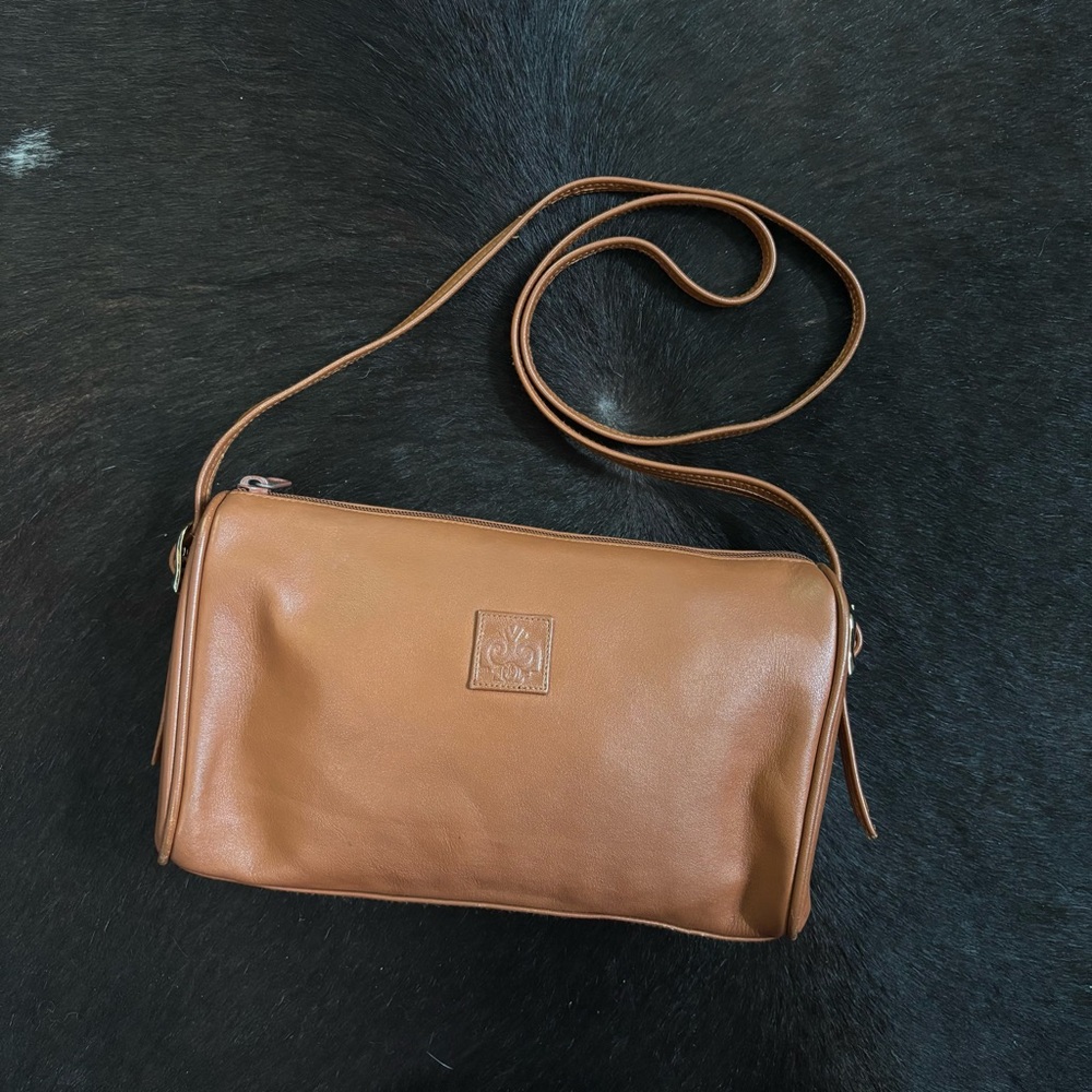 Amanda Smith vintage leather shoulder bag